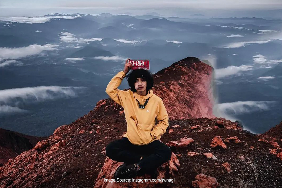 Menyambangi Gunung Kerinci Atap Tertinggi Sumatera Yang Mempesona Superlive