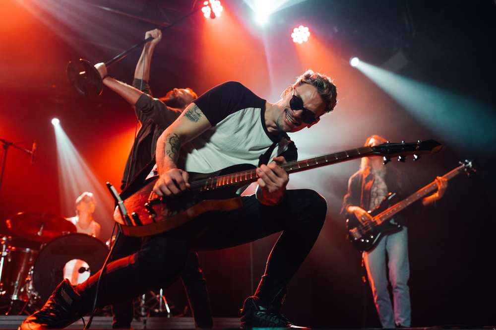 Strangers INA, Band Metal Supergrup Asal Bandung | SUPERLIVE