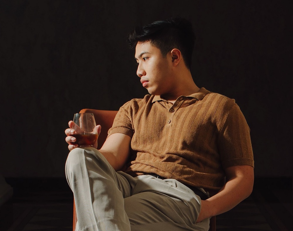 Elnanda Utomo Lepas Mini Album Perdana, Bicara Sendiri