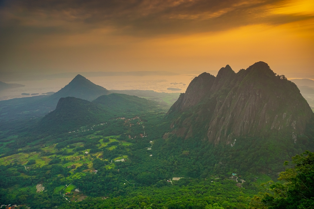 Gunung Bongkok