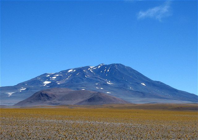 Gunung Cerro Bonete. Image: Wikipedia