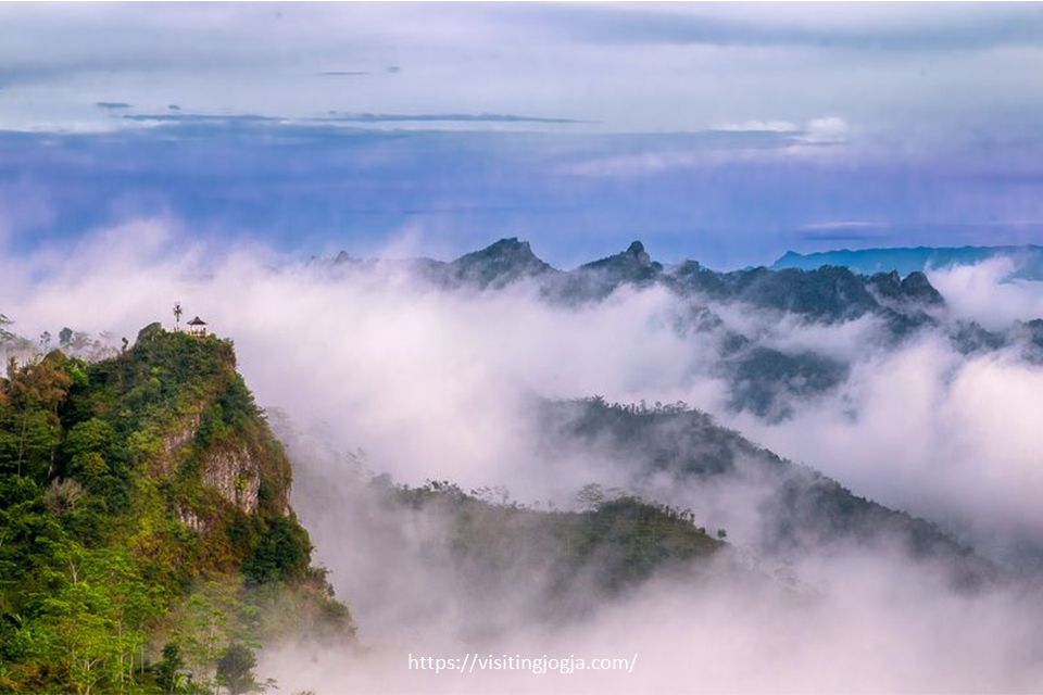 Gunung Kendil Kulon Progo