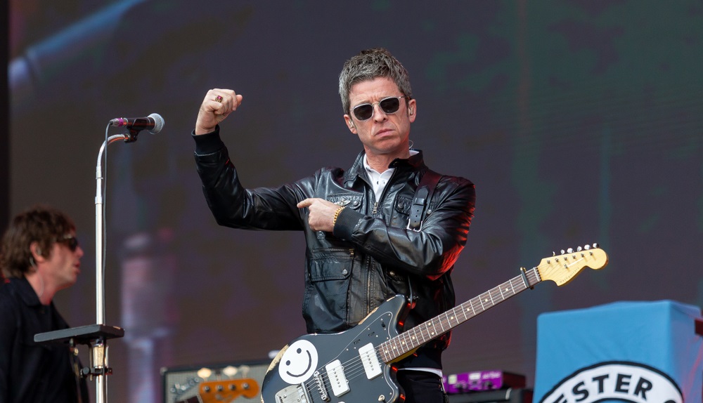 Noel Gallagher Ungkap Pentingnya Bermimpi Lewat “Council Skies”