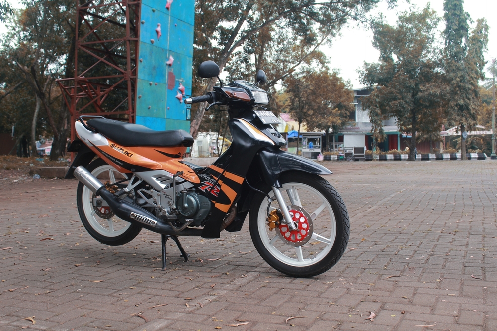 Modifikasi Satria 2 Tak Road Race