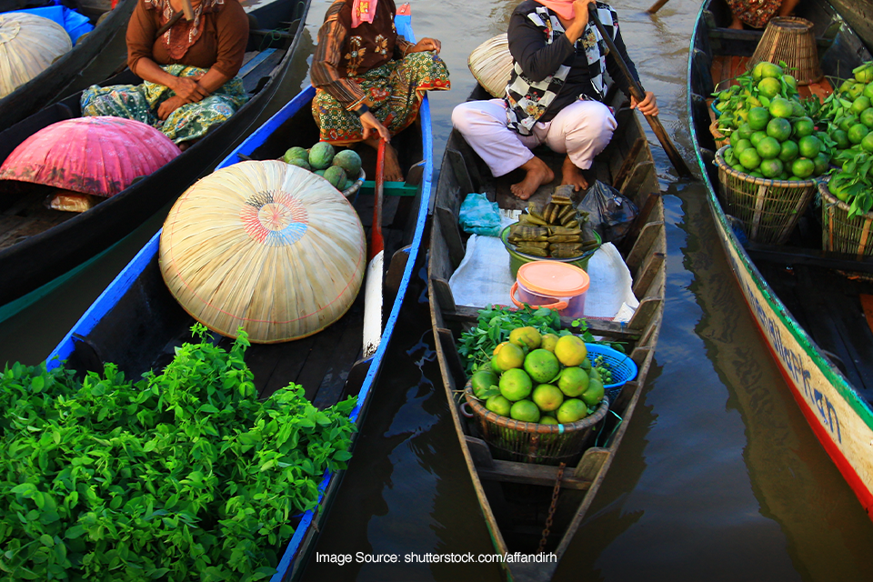 Pasar Terapung Lok Baintan