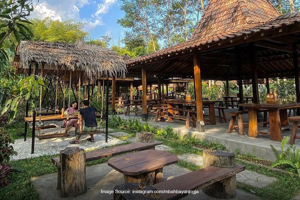 Mbah Bayan Coffee dan Kitchen