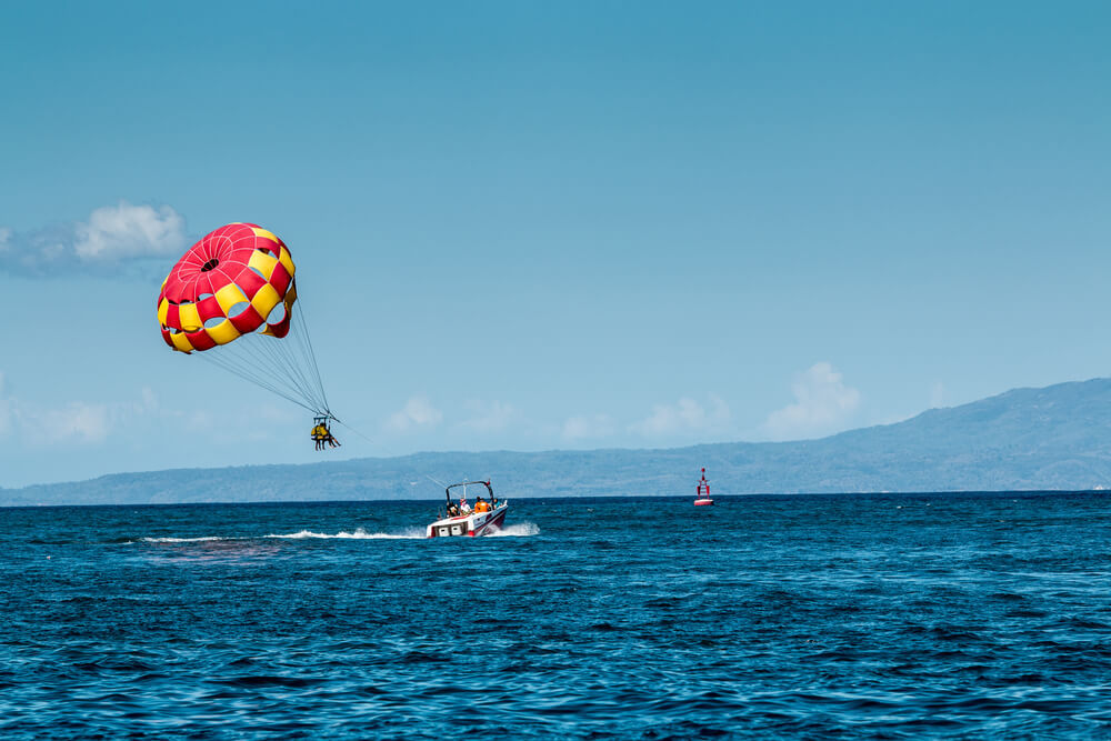 parasailing