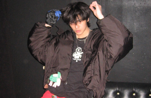 5 Lagu Hits dari Warren Hue yang Nggak Boleh Di-Skip!