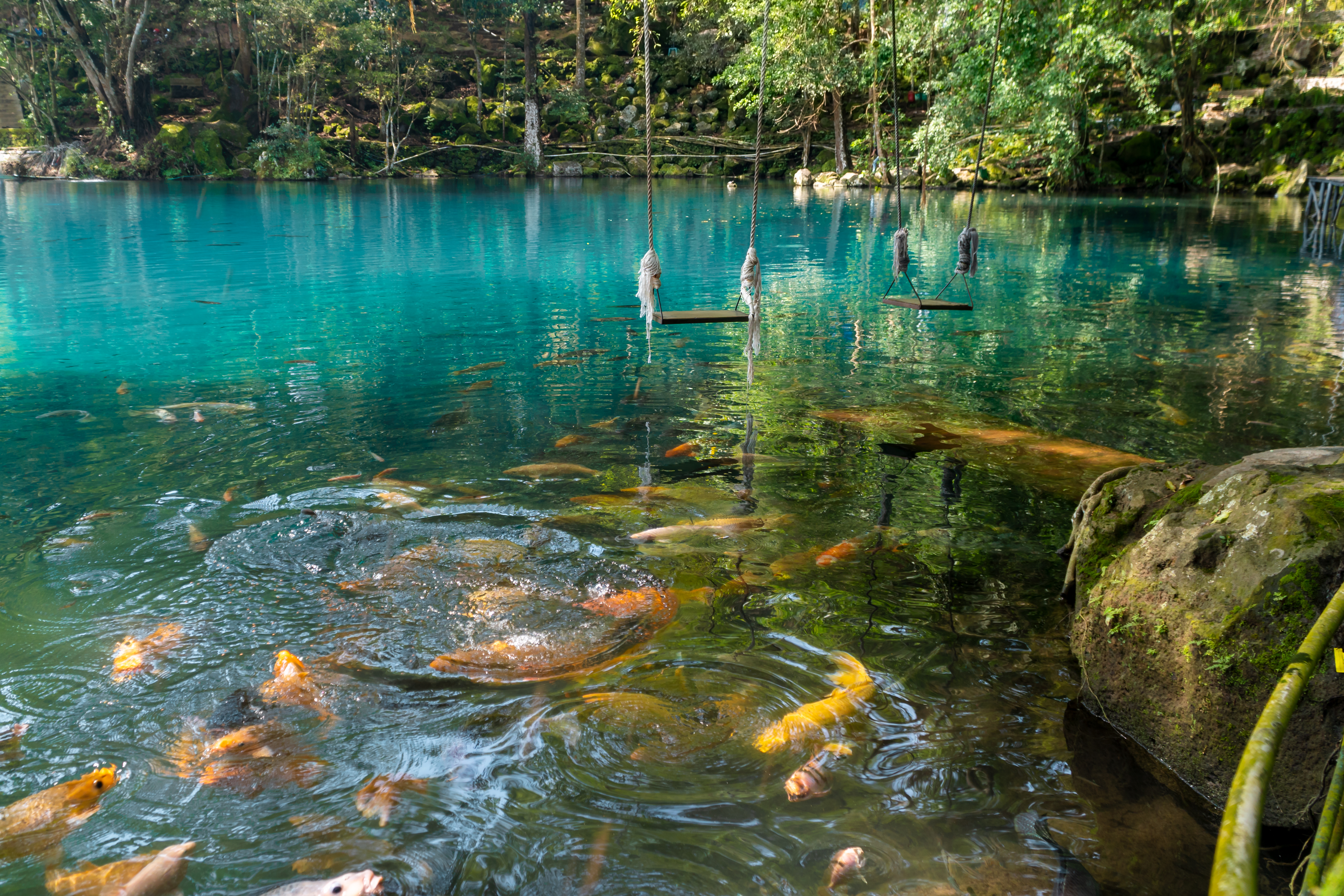 DANAU INDAH DI INDONESIA
