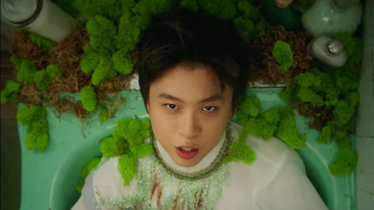 Rich Brian bagikan video musik baru, Lagoon