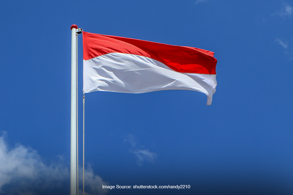 pengibaran bendera merah putih