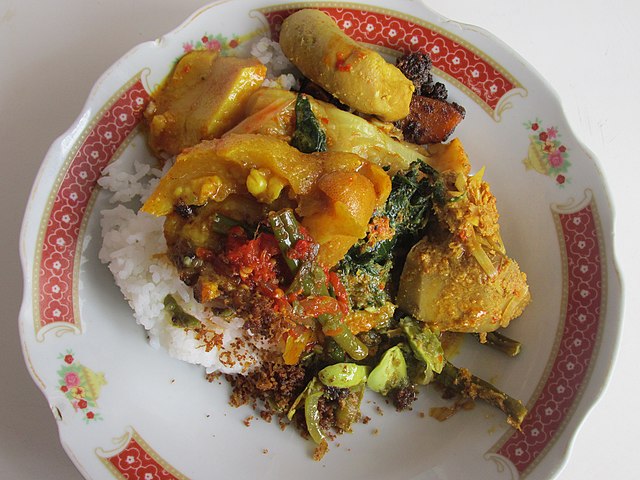 Nasi kapau. Image: Freepik