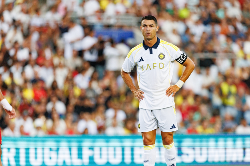 Pemain Bola dengan Gaji Tertinggi