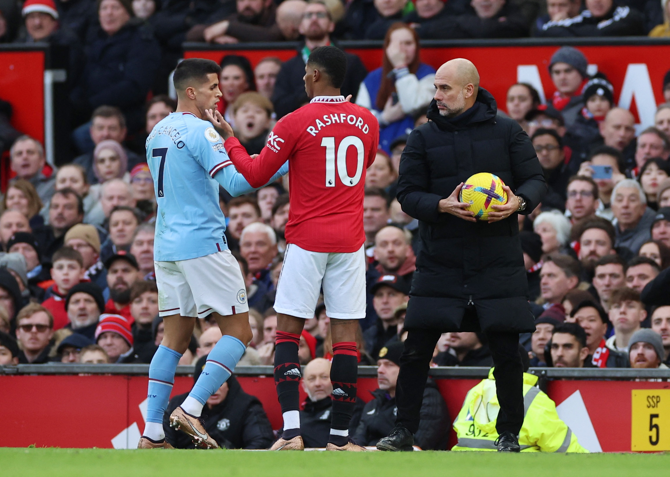 Manchester United vs Manchester City/REUTERS
