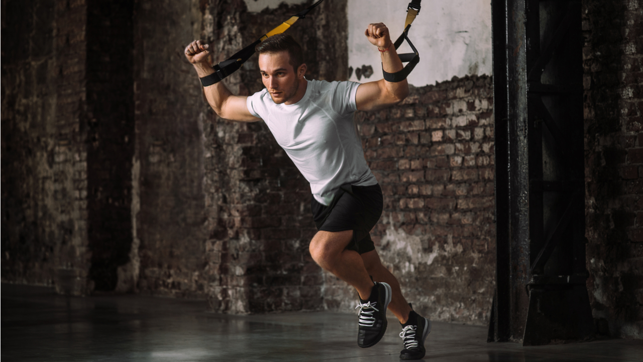 TRX, Cara Unik Total Body Exercise Pakai Tali Suspensi