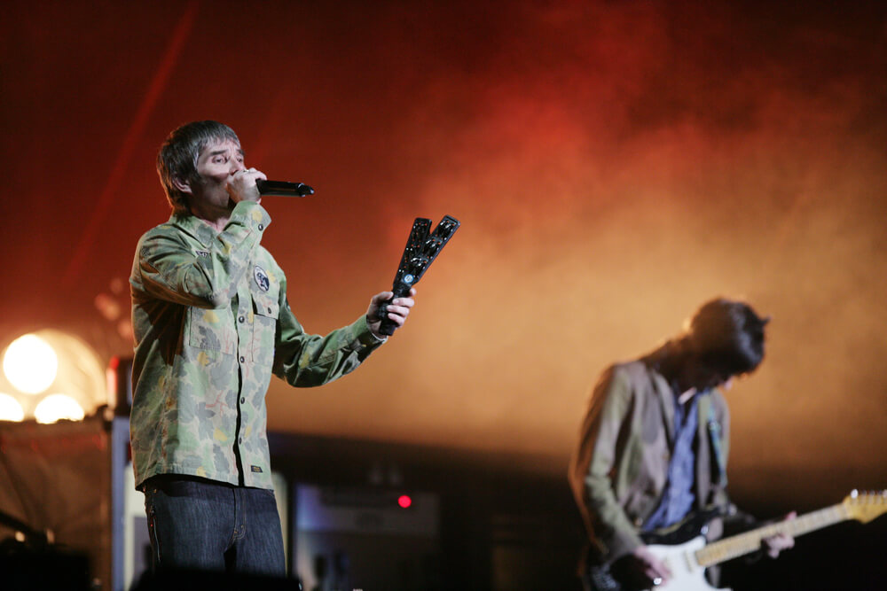 Lirik Lagu The Stone Roses – I Am The Resurrection dan Makna