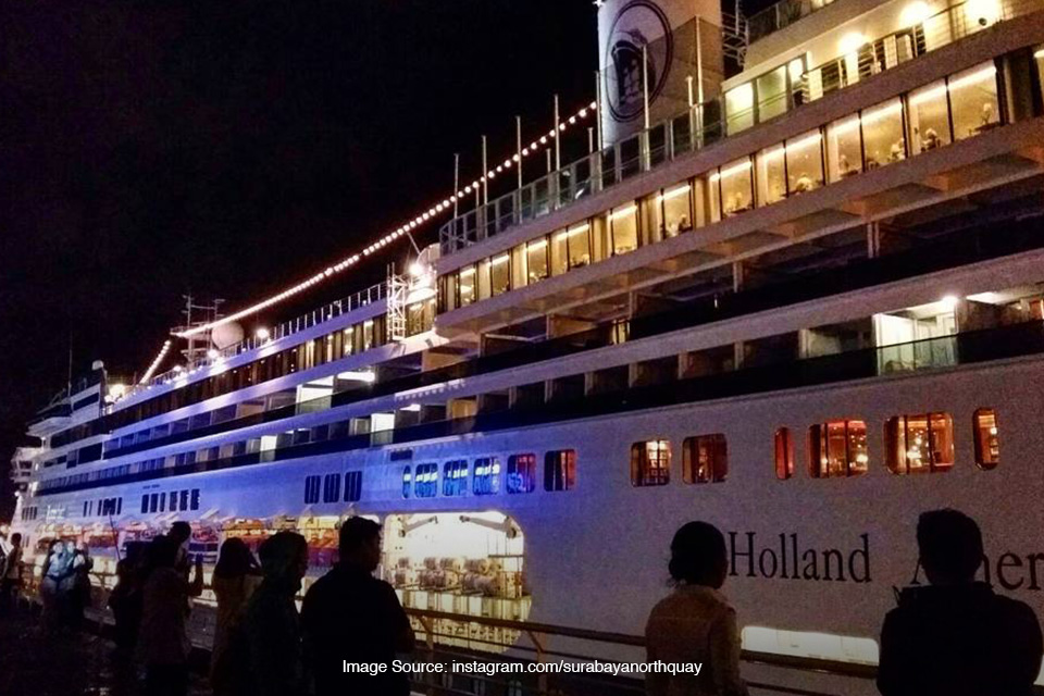 wisata kota surabaya