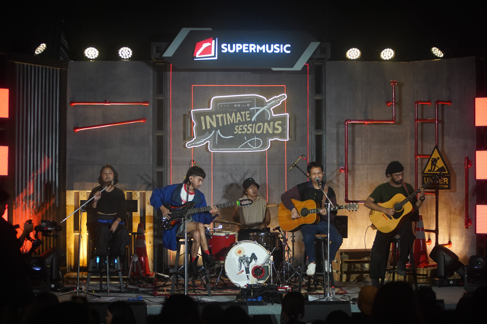 Intimate Sessions Cipondoh