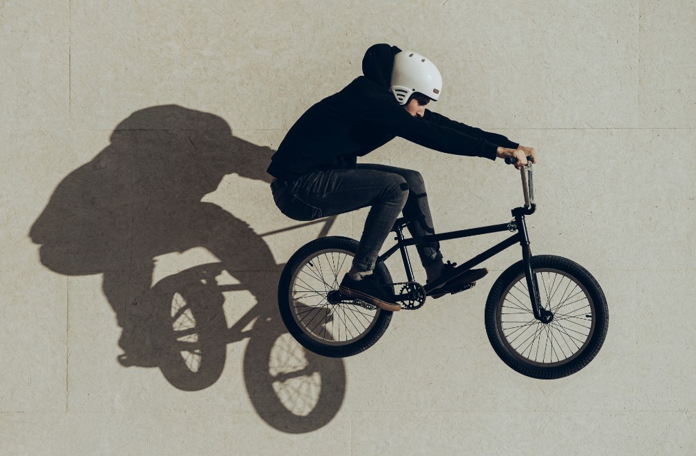 Bunny Hop: Trik Melompat Andalan untuk Melewati Rintangan!