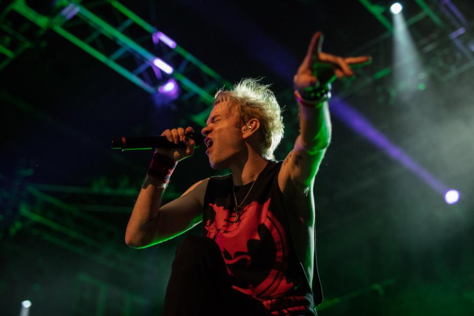 Lagu Rock yang Terinspirasi dari Kejadian dan Kisah Nyata