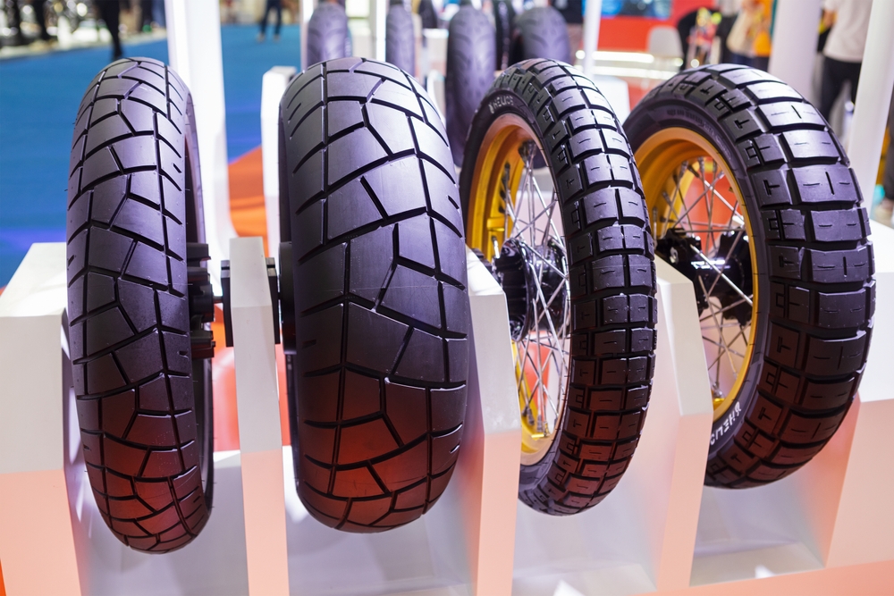 Ban Motor untuk Jalan Basah dan Kering