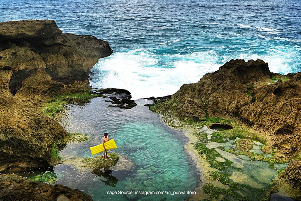 Pantai Kedung Tumpang