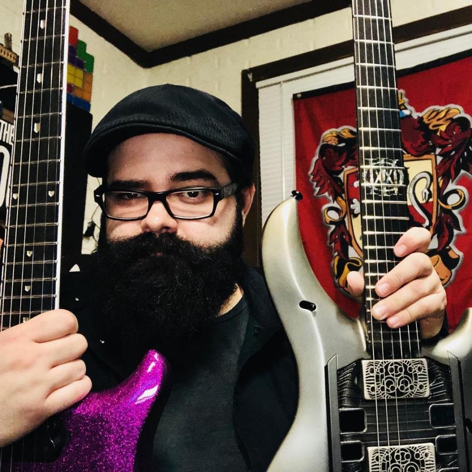 Musisi Viral Ini Cover Lagu Linkin Park dengan Suara Kartun