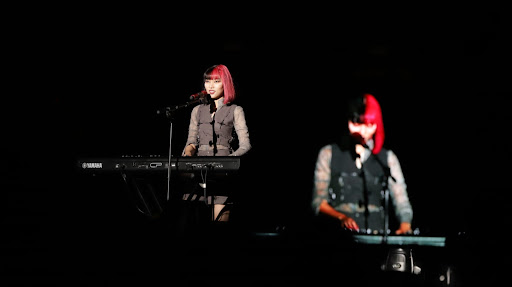 Penampilan Terbaik Isyana Sarasvati di LEXICONCERT Bali