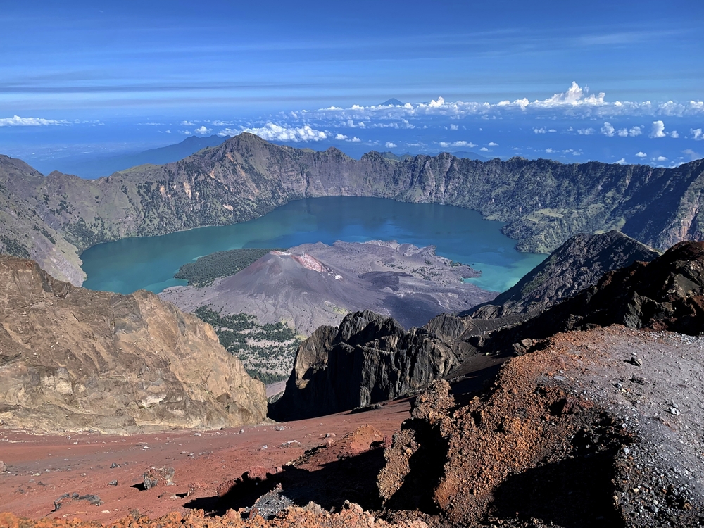 Gunung Gak Boleh Di tektok