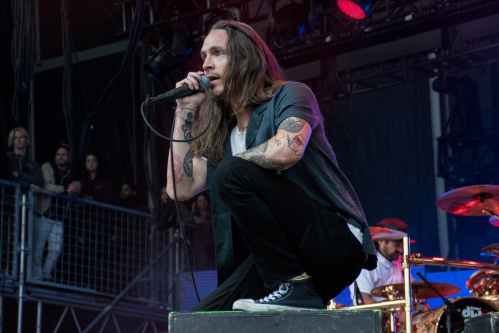 Brandon Boyd Rilis Video Klip Animasi Ala Gorillaz