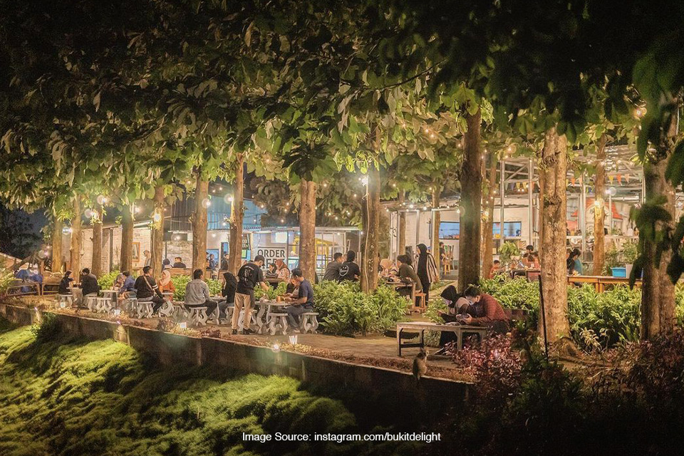 Nongkrong Malam di Malang