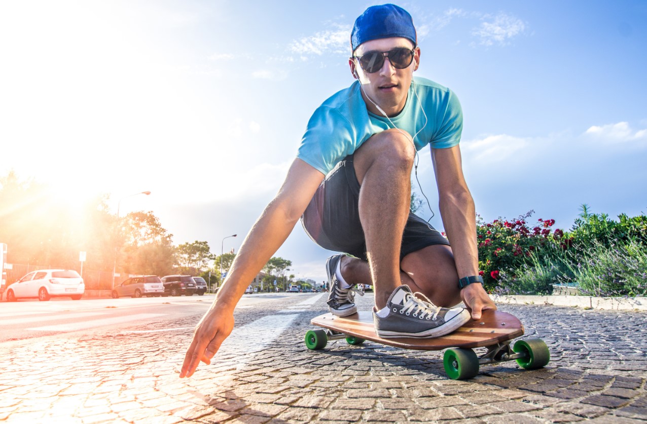 Kenapa Sih Skater Suka Bikin Video Skateboard di Jalanan? Ada Sejarahnya, Bro!