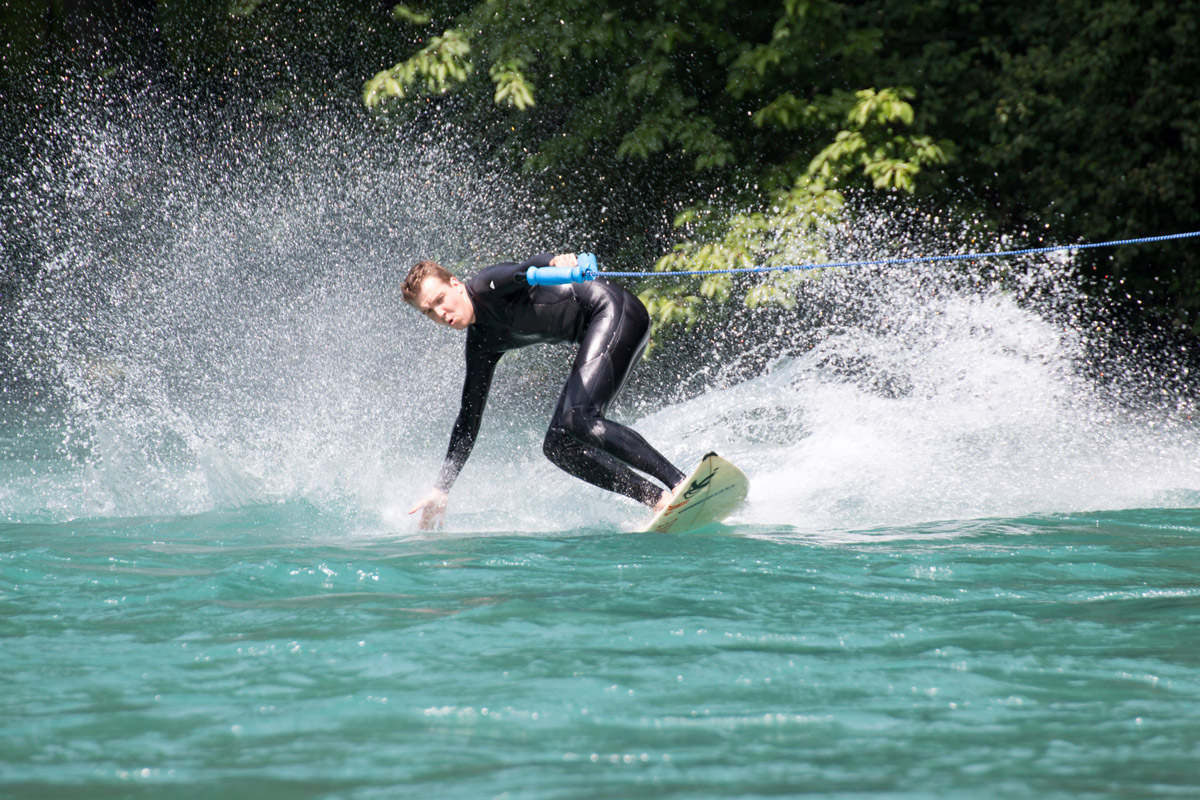 Ilustrasi bungee boarding. Image: Riverbreak