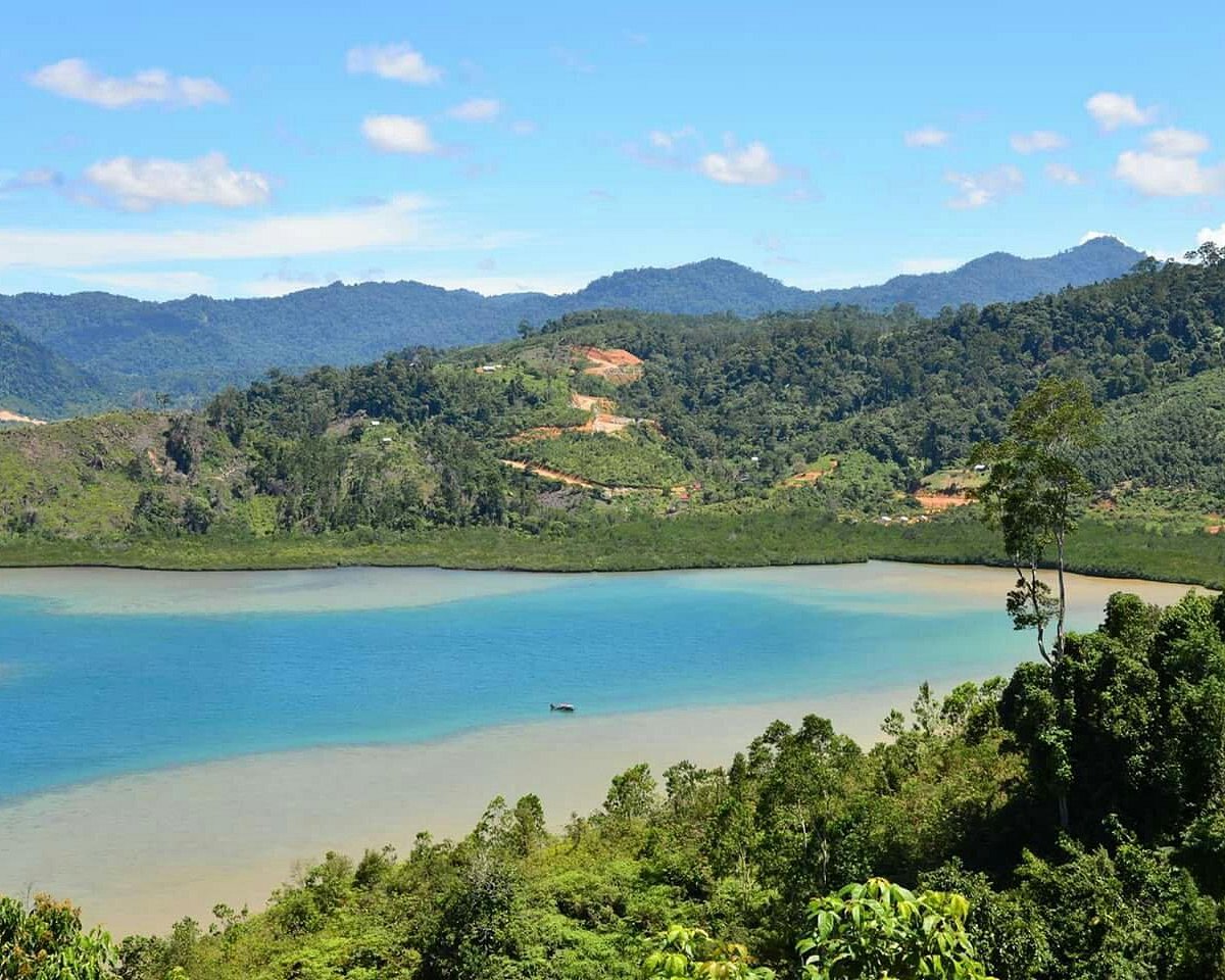 Perairan Mandeh. Image: Tripadvisor