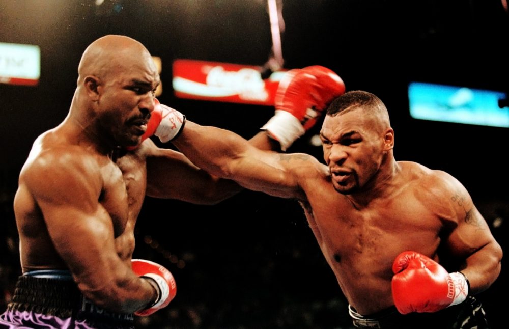 Jangan Diam Aja Pas Latihan Sparring, Slip, Roll, Bob & Weave, Bro!