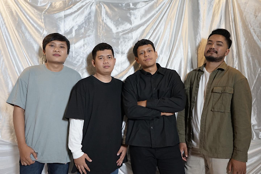 I Punch Werewolf Bagikan Musik dan Video Musik Baru, Broken