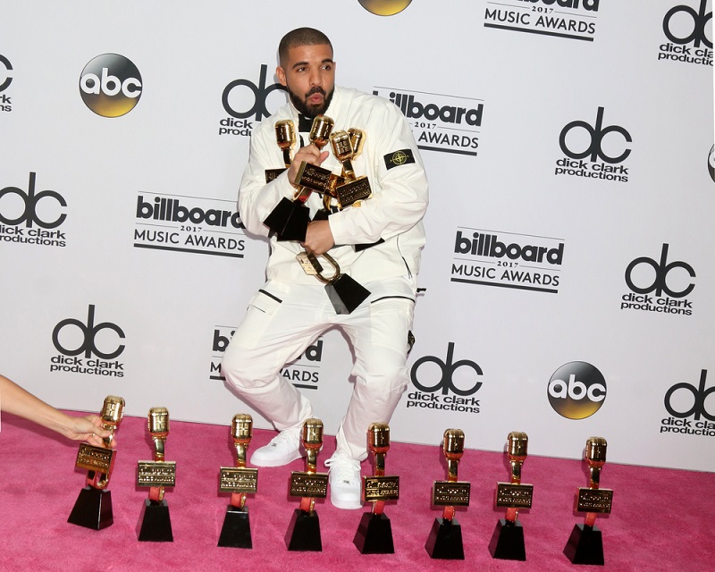 Drake Pecahkan Rekor Sendiri untuk Album Keenamnya