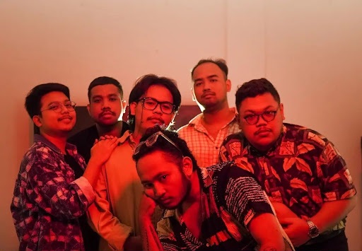 REDWINE rilis single baru mereka, Figur