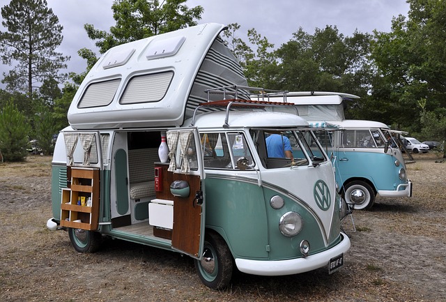 Ilustrasi campervan. Image: Poposky/Pixabay