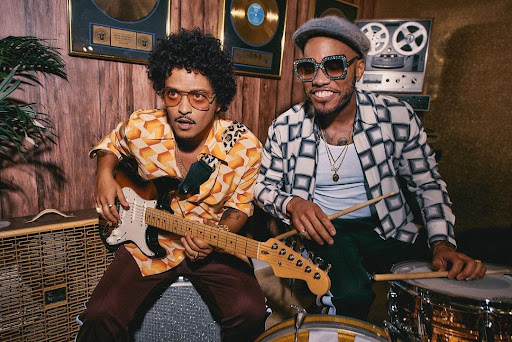 Silk Sonic, Duo Bruno Mars dan Anderson Paak Lepas Single Baru Nunasa 70-an