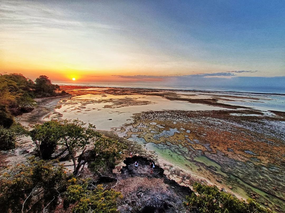 Pantai Plengkung. Image: Instagram/@jaka.foto