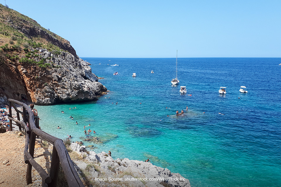 Pantai Eksotis di Italia
