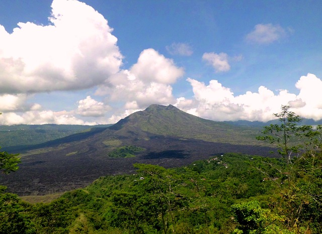 Gunung Batur. Image:  agus santoso/Pixabay
