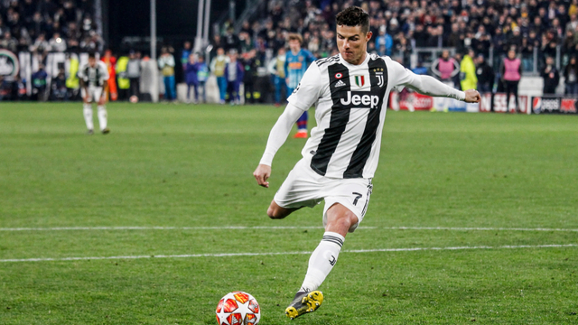 Belajar Shoot Bola Ala Cristiano Ronaldo, Begini Caranya!