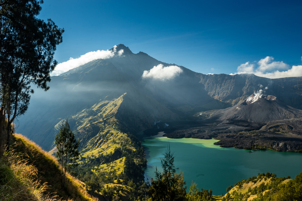 JALUR PENDAKIAN RINJANI