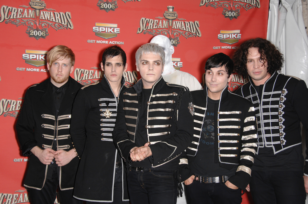 Lirik dan Makna Lagu Welcome to the Black Parade