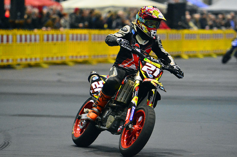 Bikin Supermoto Makin Cakep Pakai Decal! The Art of Supermoto Decal!