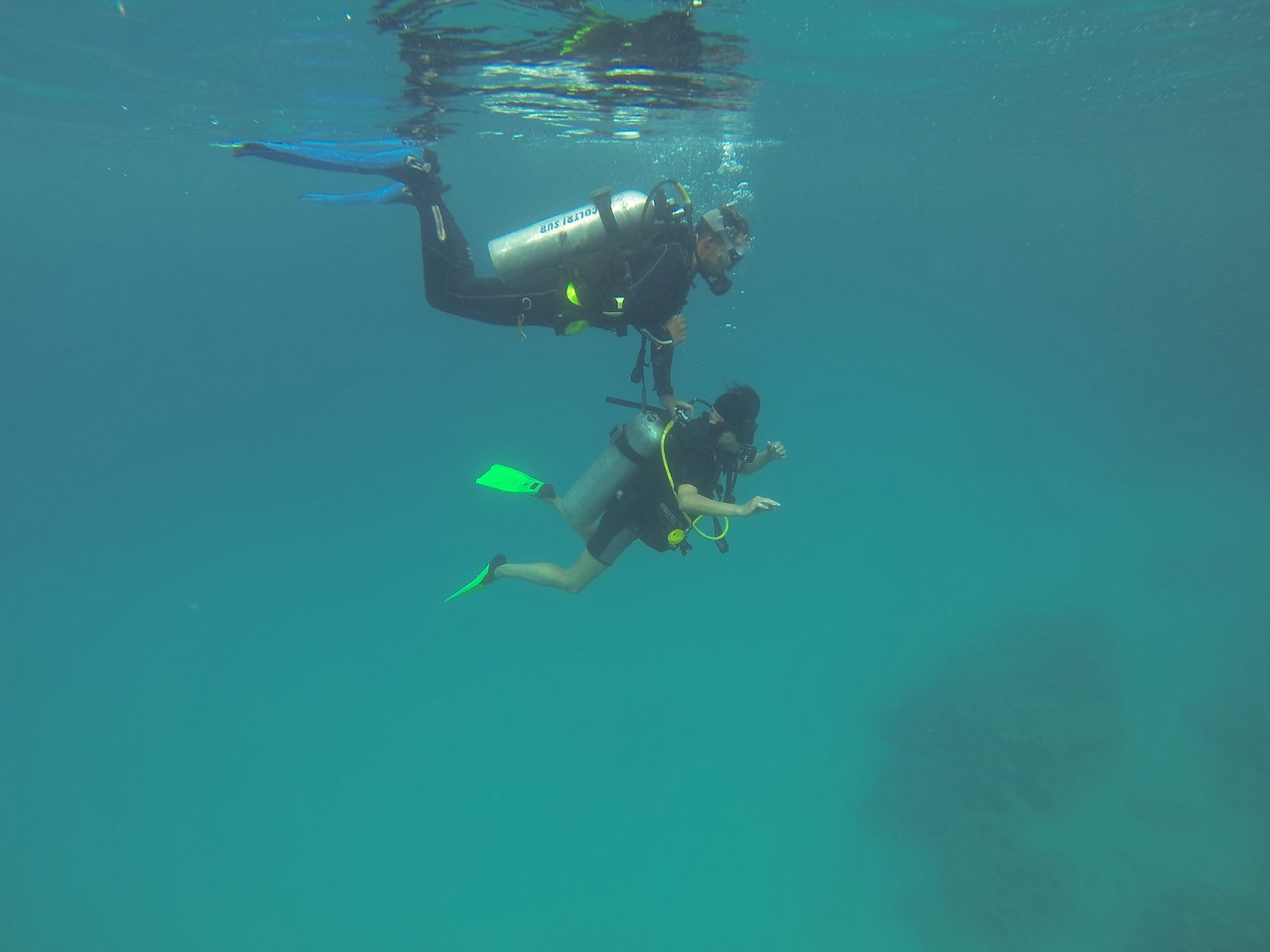 Ilustrasi kursus diving. Image: TONINOPIRISI/Pixabay
