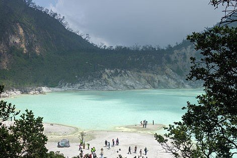 Ilustrasi Kawah Putih Ciwidey. Image: Wikipedia