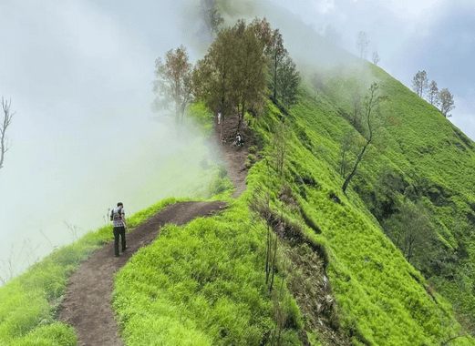 Ilustrasi Bukit Trunyan. Image: Instagram/@jonadiguna_